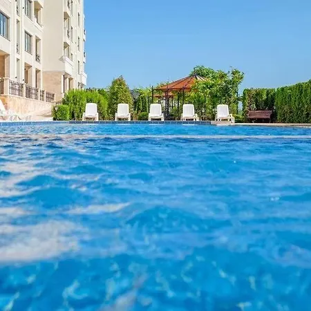 Seafront Daire Ahyolu